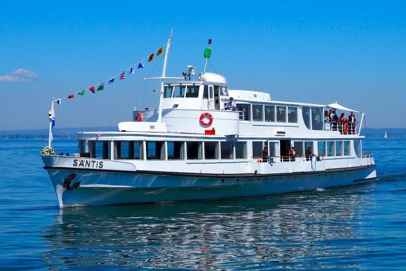Kursschiff MS Säntis auf dem Bodensee
